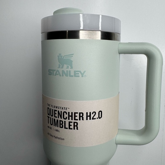 Stanley FlowState Quencher H2.0 Tumbler / 40oz / Color: Mist - Picture 5 of 13